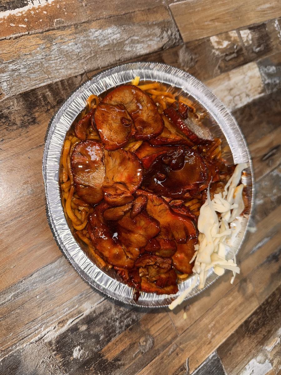 Roast pork chow mein